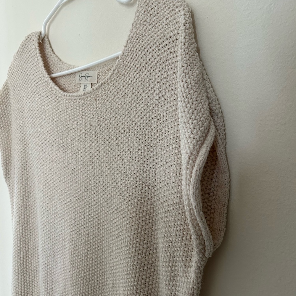 Jessica Simpson Cream Crew Neck Sweater with Textured Knit